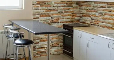 Какие панели лучше для кухни на стену?